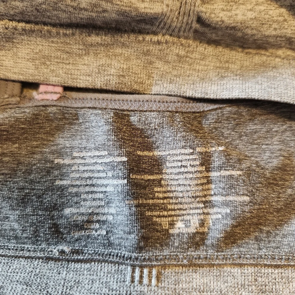 Kid's Sports Bra - Picture 3 of 3